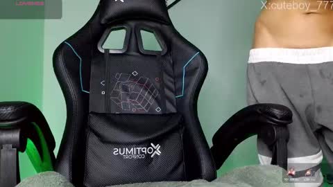 Snapshot of danny777_ chatting on November 2025 10:04:02 AM Danny online show from November 2025 10:04:02 AM