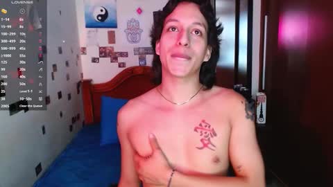 Snapshot of danny__phantom chatting on October 2025 07:02:01 PM phantom555 online show from October 2025 07:02:01 PM