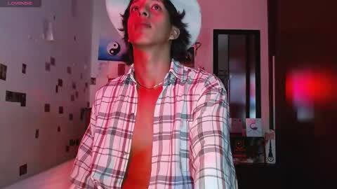 Snapshot of danny__phantom chatting on December 2025 07:41:01 PM phantom555 online show from December 2025 07:41:01 PM