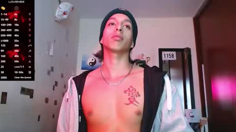 Snapshot of danny__phantom chatting on December 2025 07:21:01 PM phantom555 online show from December 2025 07:21:01 PM