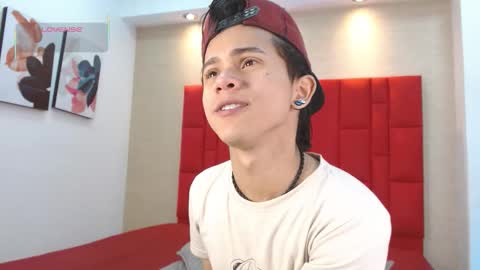 Danny online show from November 2025 01:32:02 PM