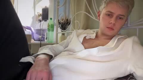 danny online show from October 2025 01:02:02 PM