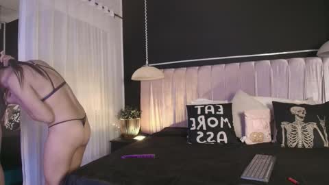 Dannyaa online show from October 2025 12:06:01 PM