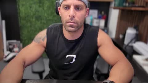 dannyland9 online show from November 2025 11:32:02 AM