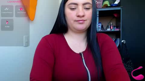Snapshot of dannyroussette chatting on January 2025 04:31:02 PM Follow me Control lovense free D online show from January 2025 04:31:02 PM