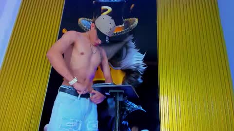 dante_brown1 online show from November 2025 09:36:01 PM