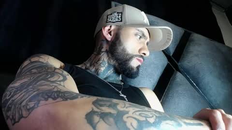 Snapshot of dante_d_angelo_ chatting on May 2026 06:43:01 AM dante_d_angelo_ online show from May 2026 06:43:01 AM