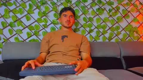 Snapshot of danteeblake chatting on February 2026 03:02:01 AM Dante online show from February 2026 03:02:01 AM