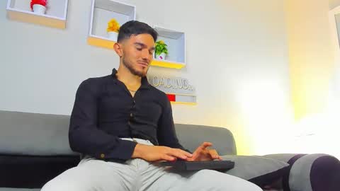 Snapshot of danteeblake chatting on March 2026 03:12:01 AM Dante online show from March 2026 03:12:01 AM