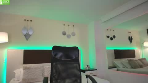 Dante online show from February 2025 05:36:01 PM