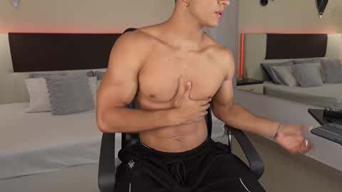 Dante online show from November 2025 08:30:01 PM