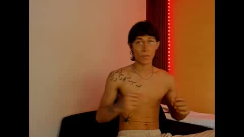 dantelord_ online show from March 2025 09:59:01 PM