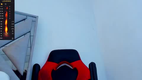 Dante online show from February 2025 09:04:02 PM