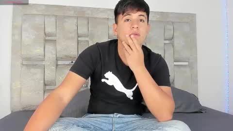 dantestone1 online show from November 2025 11:53:01 AM