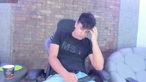 dantestone1 online show from November 2025 11:53:02 AM