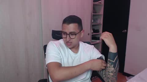 dantevesper online show from April 2026 01:25:01 AM