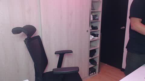 dantevesper online show from April 2026 03:07:01 AM