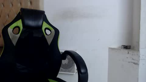 dantex_ online show from November 2025 12:54:02 AM