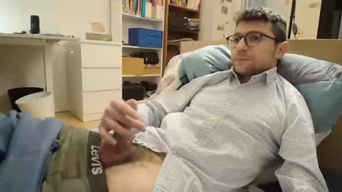 Daniel online show from December 2025 03:19:01 PM