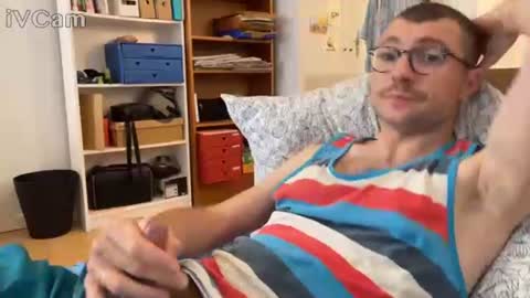 Snapshot of dantheman233 chatting on June 2026 05:52:01 PM Daniel online show from June 2026 05:52:01 PM