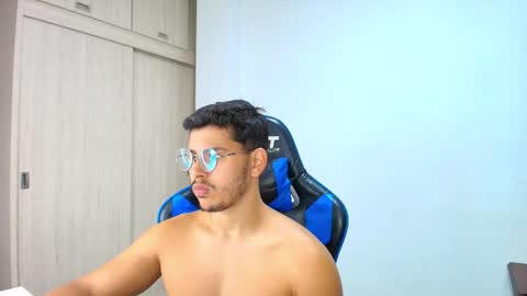 Dantraxx online show from September 2025 01:19:02 AM