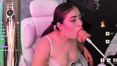 Snapshot of dany_cutee chatting on May 2026 05:19:02 PM dany_cutee online show from May 2026 05:19:02 PM