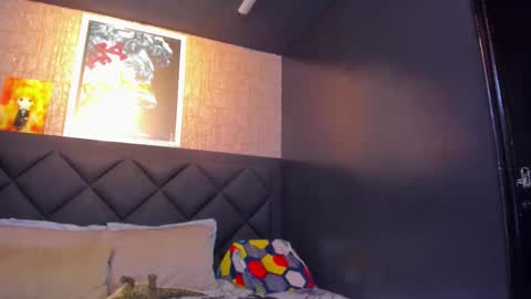 Dany online show from October 2025 10:55:02 PM