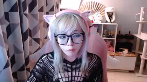 Snapshot of danyelleeyermann chatting on June 2026 04:07:02 PM danyelleeyermann online show from June 2026 04:07:02 PM