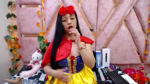 Snapshot of danyswet chatting on October 2025 09:57:01 PM DanySwet online show from October 2025 09:57:01 PM