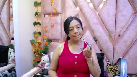 Snapshot of danyswet chatting on October 2025 08:27:02 PM DanySwet online show from October 2025 08:27:02 PM