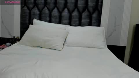 Snapshot of daphaineex chatting on October 2025 12:10:01 AM daphaineex online show from October 2025 12:10:01 AM