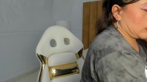 Daphne online show from January 2025 08:53:02 AM