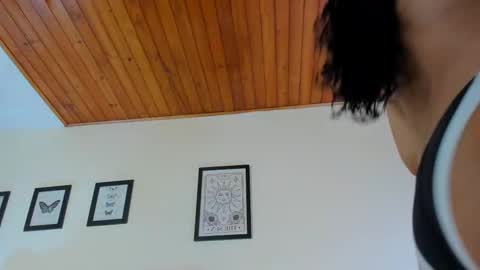 Antonella Mora online show from October 2025 12:27:01 PM