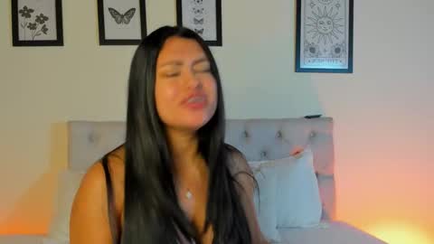 Antonella Mora online show from November 2025 12:29:02 PM