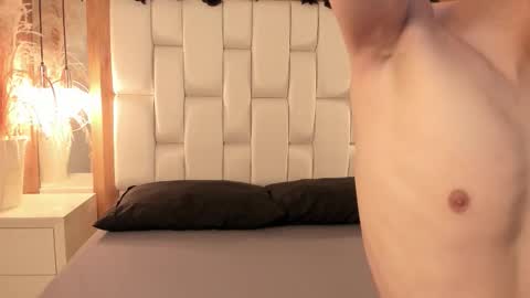 daphne_and_roger online show from November 2025 11:09:01 AM