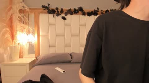 daphne_and_roger online show from November 2025 11:21:02 AM