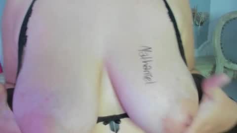 Snapshot of daphne_aris chatting on March 2026 07:15:01 AM daphne_aris online show from March 2026 07:15:01 AM