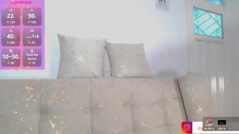 Daphne online show from September 2025 11:48:01 AM