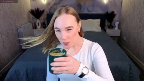 Snapshot of daralex_ chatting on February 2026 09:42:02 AM Daralex online show from February 2026 09:42:02 AM