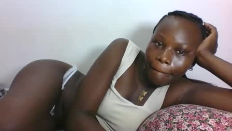 ESTHER online show from March 2026 05:13:02 AM