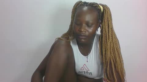 ESTHER online show from May 2026 07:27:01 AM