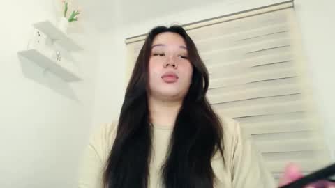 Snapshot of darcy_world chatting on November 2025 07:46:02 PM DARCY online show from November 2025 07:46:02 PM