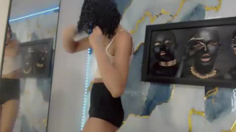 Snapshot of darianna_atehortua chatting on June 2026 01:20:02 PM Dary online show from June 2026 01:20:02 PM