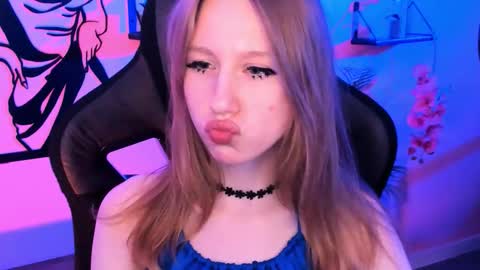 Daria Tate online show from October 2025 11:43:02 AM