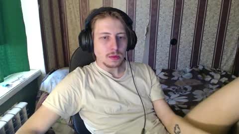 darienlarge online show from October 2025 02:07:01 PM