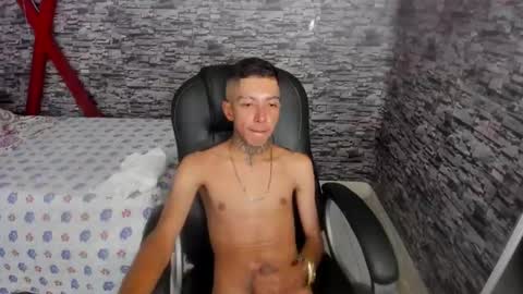 Darikson online show from November 2025 07:38:01 PM