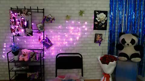 Darina online show from January 2025 12:05:02 PM