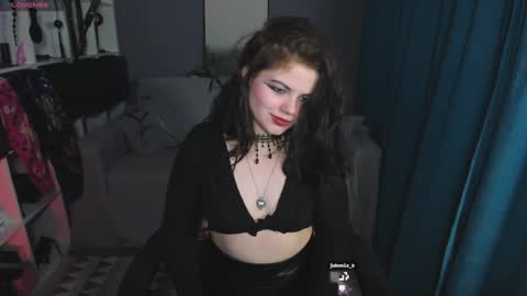 Snapshot of darina_wilson chatting on January 2025 09:01:01 PM Dari the it woman online show from January 2025 09:01:01 PM