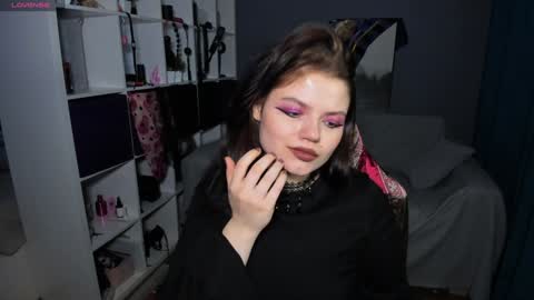 Snapshot of darina_wilson chatting on January 2025 12:06:02 AM Dari the it woman online show from January 2025 12:06:02 AM