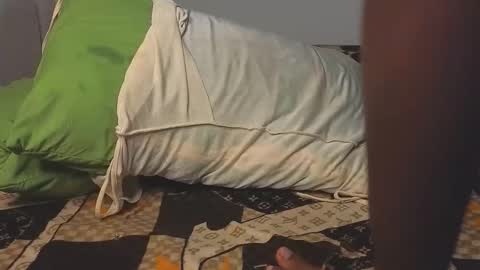 Snapshot of darineberry chatting on February 2026 03:01:01 AM berry online show from February 2026 03:01:01 AM